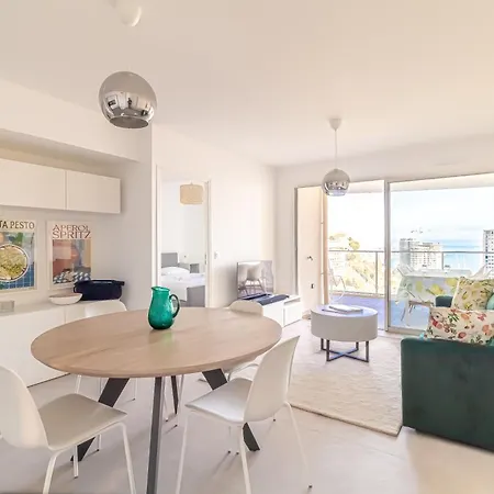 Holiday home Superb New 2-room -parking Border Monac