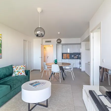 Holiday home Superb New 2-room -parking Border Monac Beausoleil